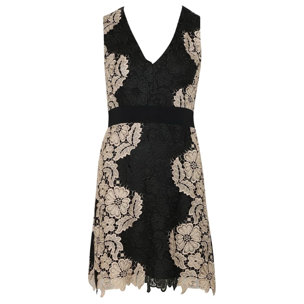 Alice & Olivia Patrice Aline dress size 6 looks great - Picture 4 of 4